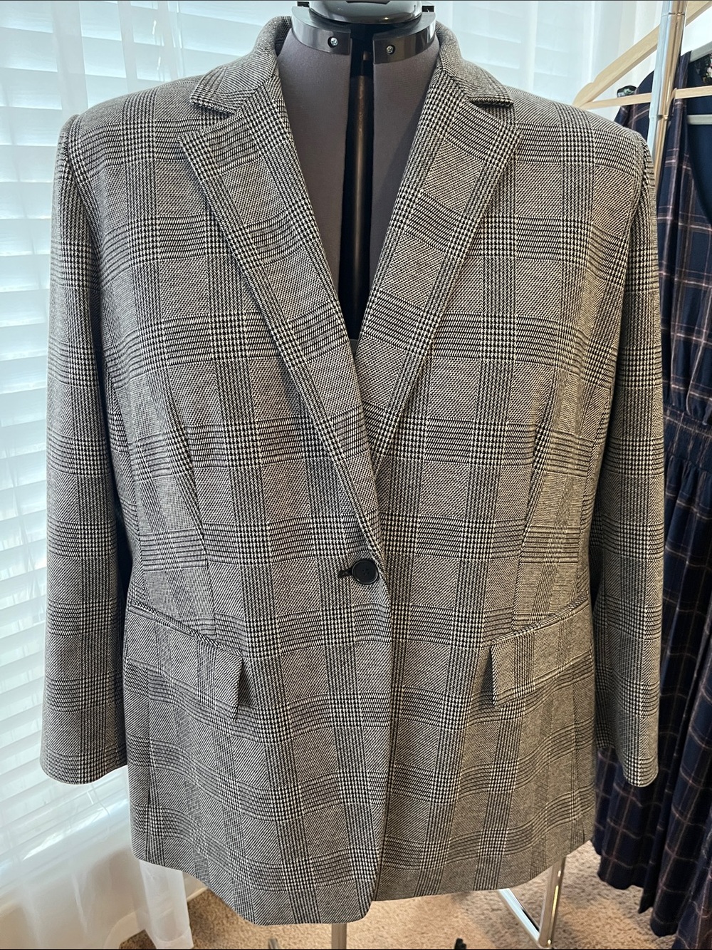 LOFT Glen Plaid Single-Button Blazer 24